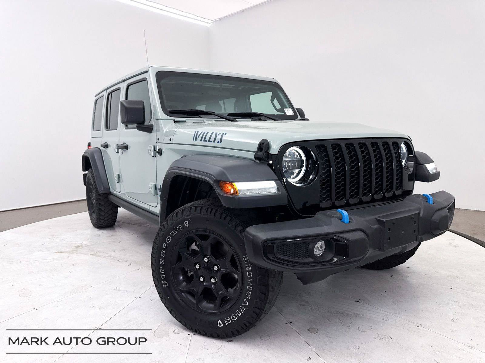 Used 2023 Jeep Wrangler Unlimited w/ Cold Weather Group AWD/4WD image 1