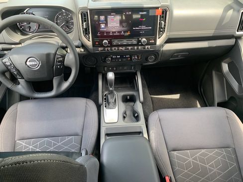 New 2026 Nissan Frontier SV w/ SV Convenience Package RWD image 11