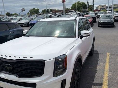 Used 2021 Kia Telluride SX w/ SX Prestige Package AWD/4WD image 8