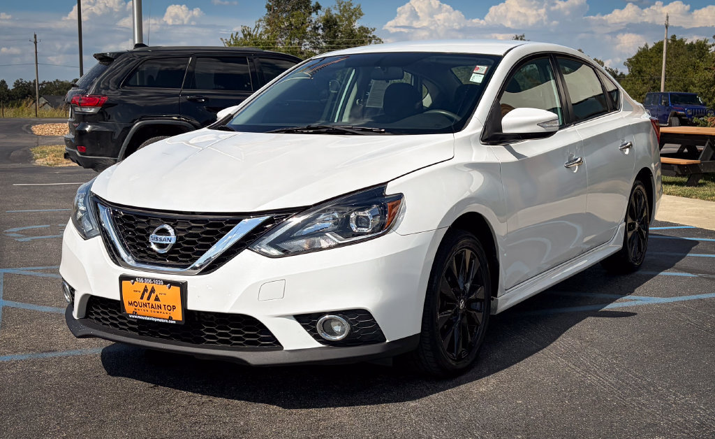 Used 2017 Nissan Sentra SR FWD image 15