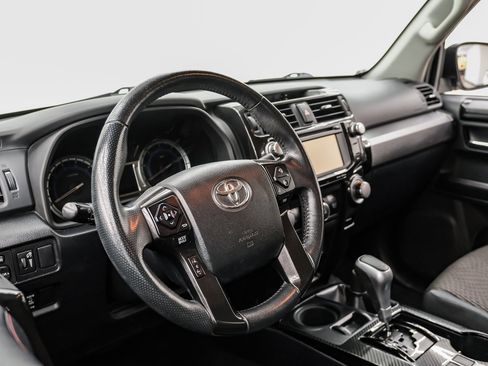 Used 2019 Toyota 4Runner TRD Off-Road image 13
