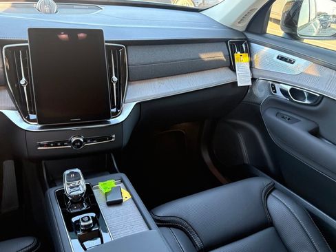 New 2026 Volvo XC90 B6 Ultra w/ Protection Package Premier image 11