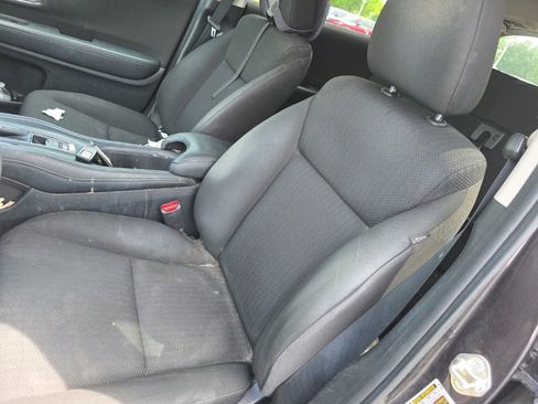 Used 2016 Honda HR-V EX image 10