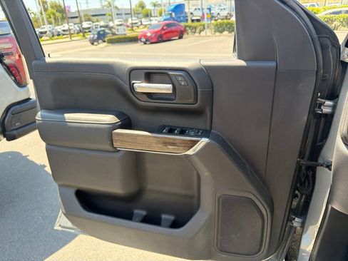 Used 2020 GMC Sierra 1500 SLE w/ SLE Value Package RWD image 14