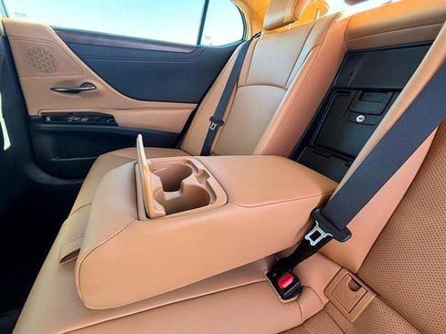 Used 2024 Lexus ES 350 w/ Premium Package image 41