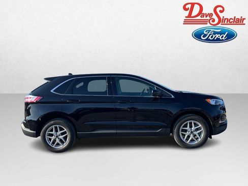 Used 2024 Ford Edge SEL w/ Convenience Package image 5