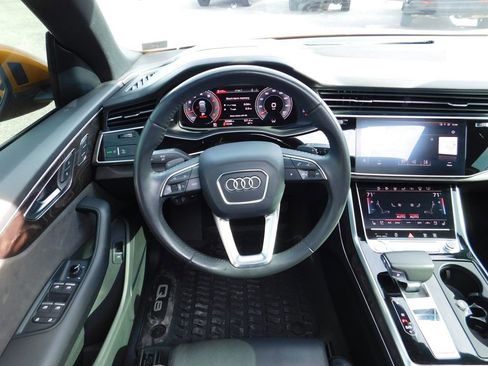 Used 2019 Audi Q8 Prestige image 13
