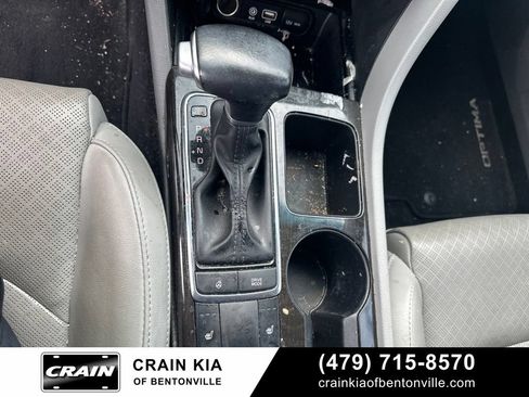 Used 2017 Kia Optima EX FWD image 24