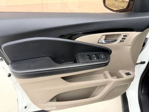 Used 2021 Honda Ridgeline RTL image 16