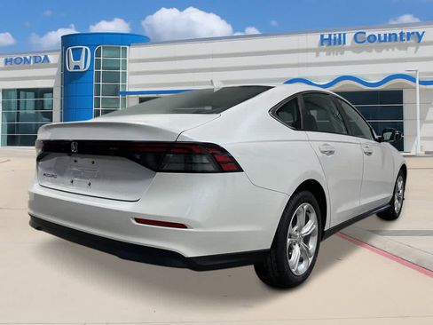 New 2026 Honda Accord LX image 5