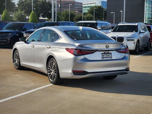 Certified 2023 Lexus ES 300h w/ Premium Package FWD image 5