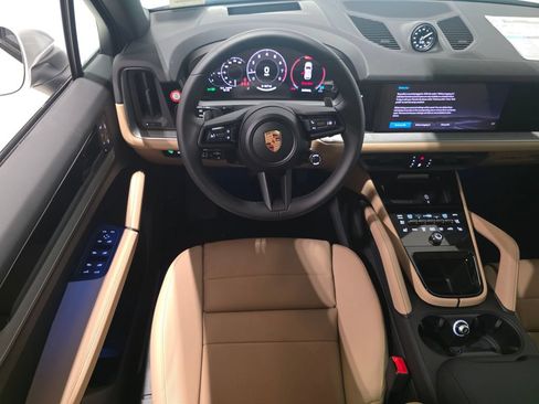 New 2026 Porsche Cayenne AWD/4WD image 36