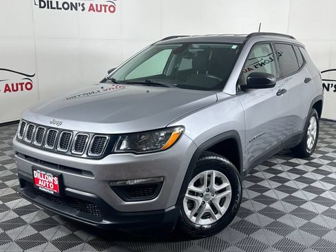 Used 2018 Jeep Compass Sport FWD image 1