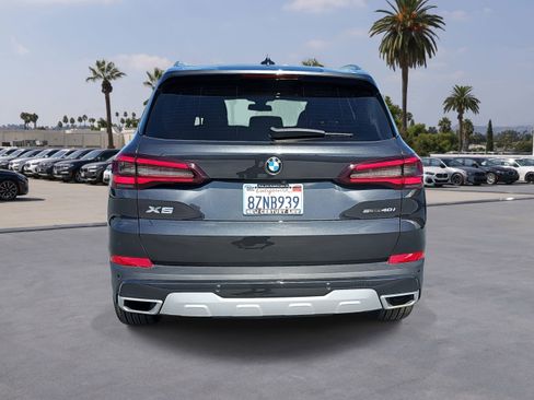 Certified 2022 BMW X5 sDrive40i w/ Premium Package image 6