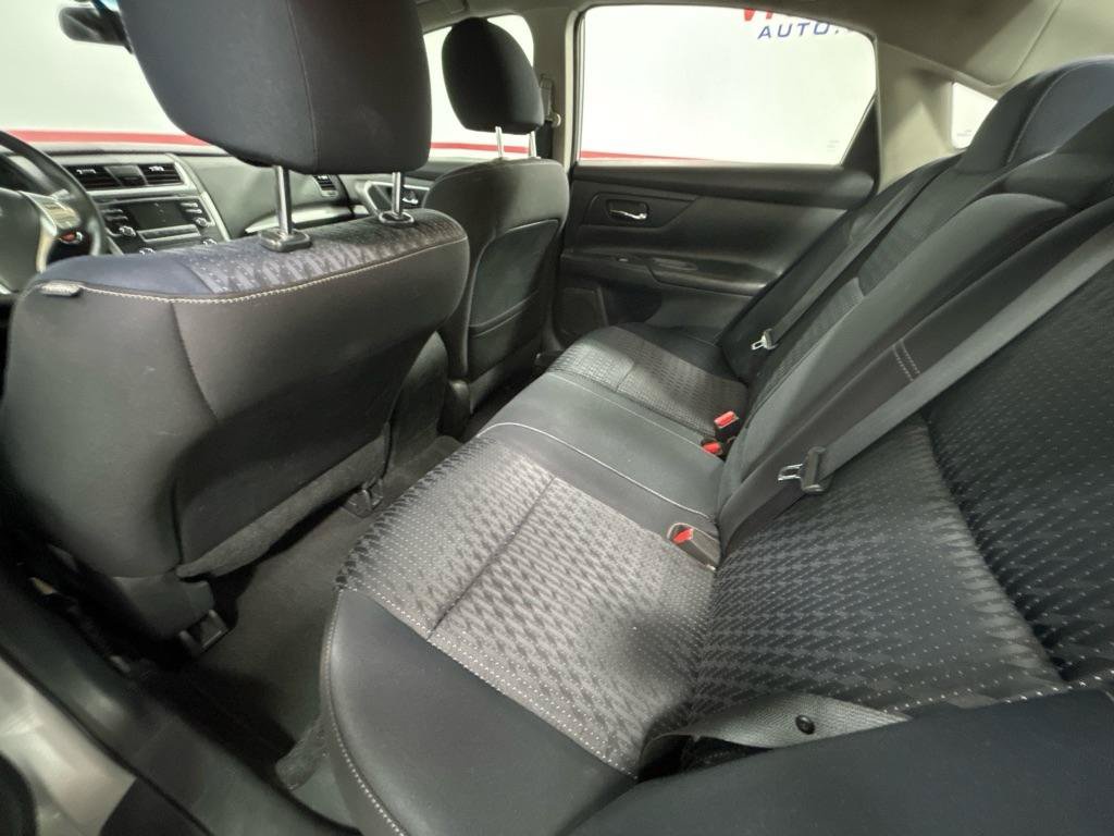 Used 2016 Nissan Altima 2.5 S FWD image 10