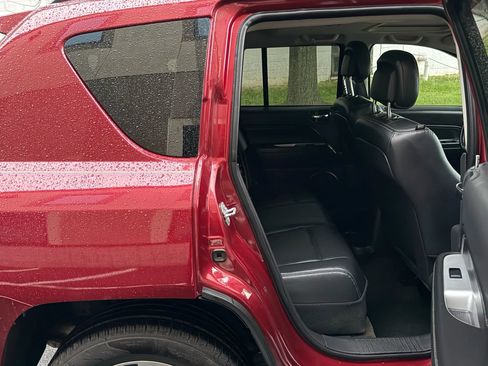 Used 2016 Jeep Compass High Altitude image 26