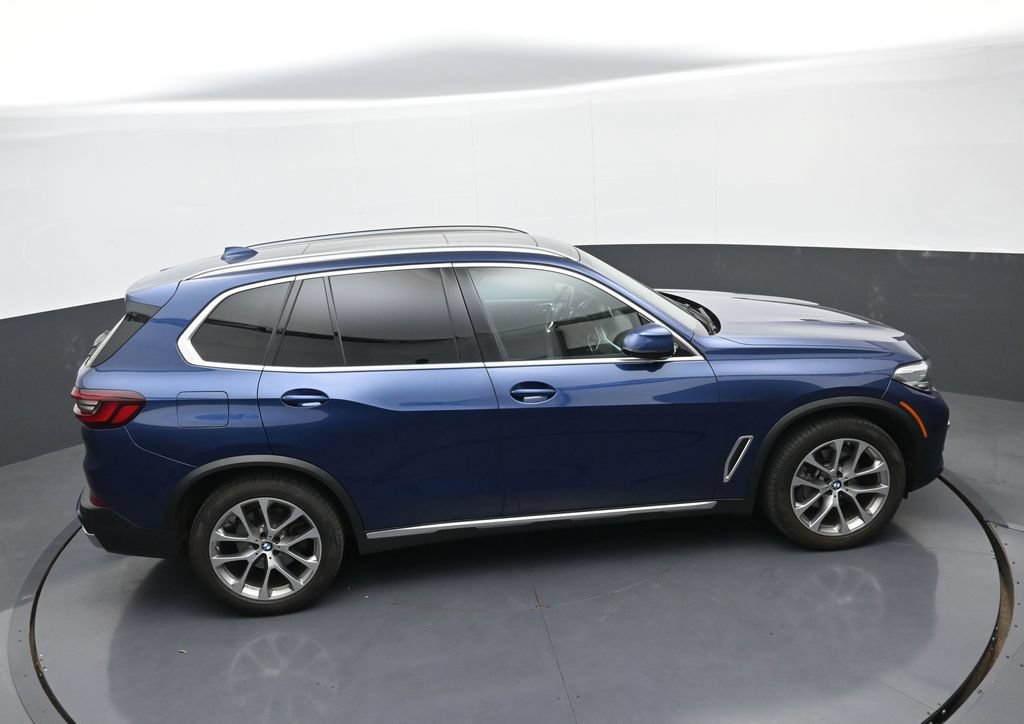 Used 2022 BMW X5 xDrive40i w/ Premium Package AWD/4WD image 36