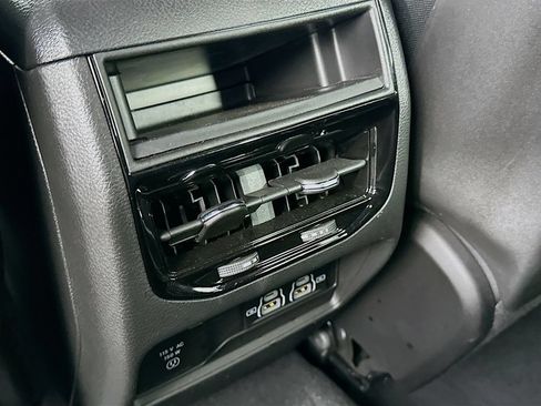 Certified 2024 Jeep Grand Cherokee Altitude AWD/4WD image 37