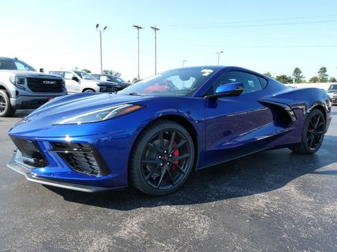 New 2027 Chevrolet Corvette Stingray Coupe w/ Battery Protection Package RWD image 7
