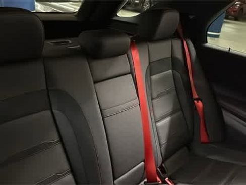 Used 2022 Mercedes-Benz GLE 53 AMG 4MATIC image 32