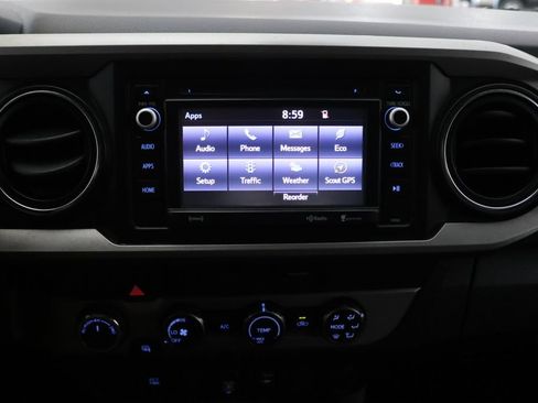 Used 2019 Toyota Tacoma SR5 AWD/4WD image 25