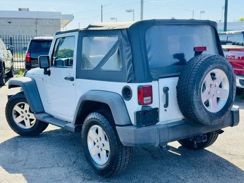 Used 2014 Jeep Wrangler Sport w/ Quick Order Package 24S AWD/4WD image 8