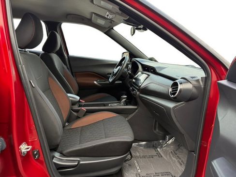 Used 2021 Nissan Kicks SR image 12