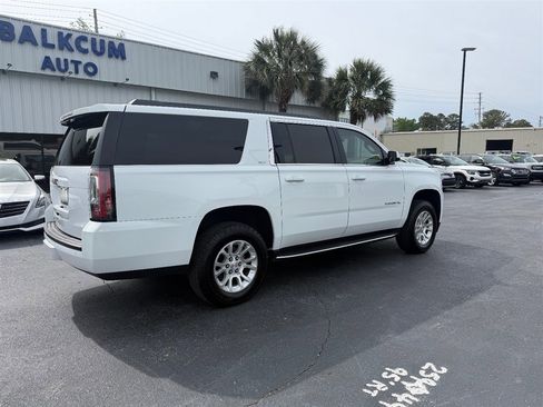 Used 2019 GMC Yukon XL SLT w/ Open Road Package image 3