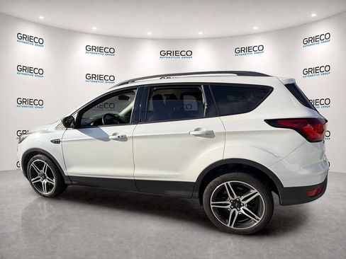 Used 2019 Ford Escape SEL FWD image 5