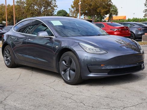 Used 2018 Tesla Model 3 Mid Range image 58