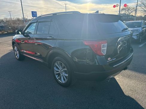 Used 2023 Ford Explorer Limited w/ Limited Technology Package image 5