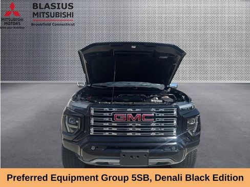Used 2024 GMC Canyon Denali w/ LPO, Denali Black Edition AWD/4WD image 11