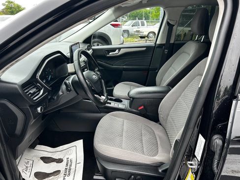 Used 2021 Ford Escape SE w/ SE Sport Appearance Package FWD image 7