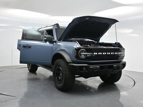 Used 2023 Ford Bronco Wildtrak AWD/4WD image 38