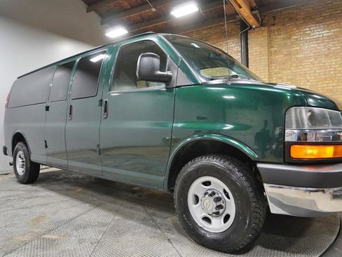 Used 2014 Chevrolet Express 3500 LT w/ LT Preferred Equipment Group image 8