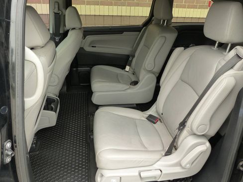 Used 2018 Honda Odyssey EX-L image 42