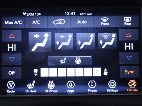 Used 2018 Jeep Grand Cherokee Limited image 17