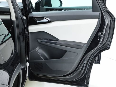 New 2026 Volkswagen Taos S image 30