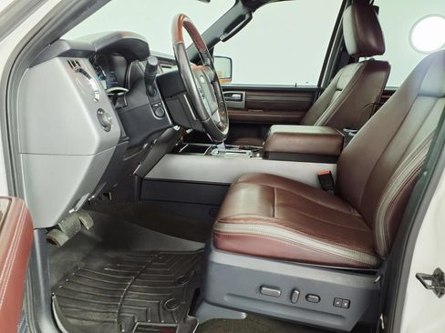 Used 2015 Ford Expedition Platinum AWD/4WD image 11