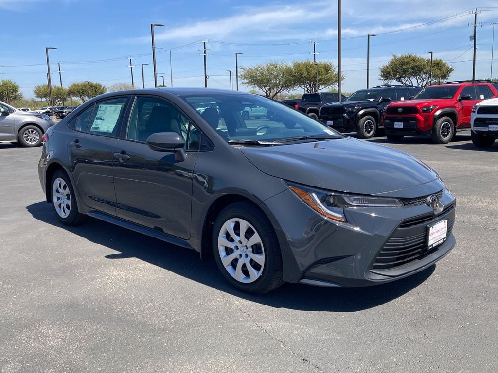 New 2026 Toyota Corolla LE FWD image 3