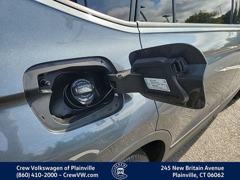 Used 2024 Volkswagen Tiguan S AWD/4WD image 32