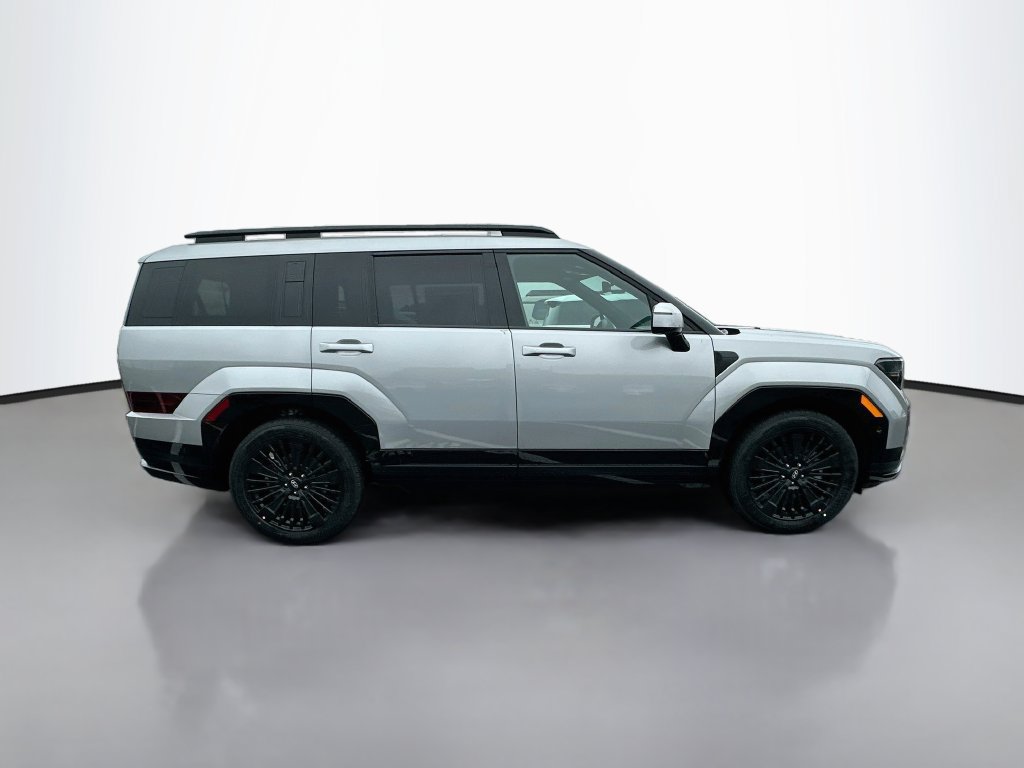 Certified 2025 Hyundai Santa Fe Calligraphy FWD image 4