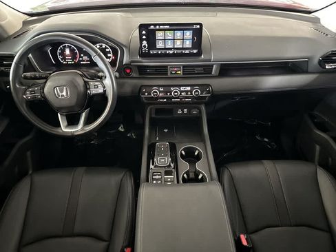 Used 2025 Honda Pilot EX-L image 23