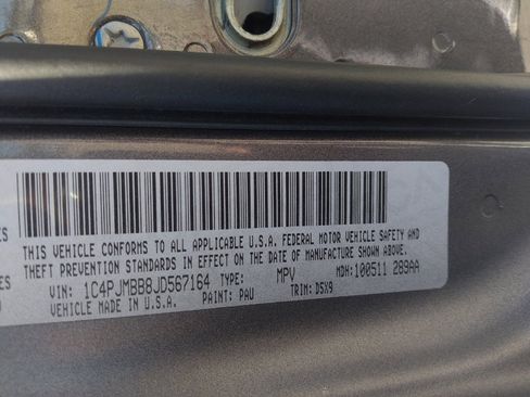 Used 2018 Jeep Cherokee Trailhawk image 33