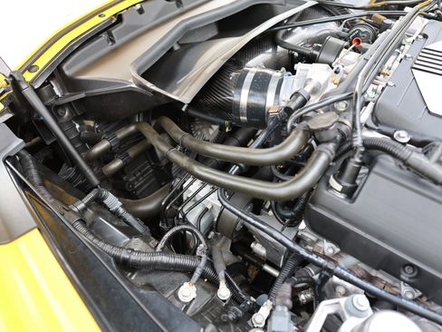 Used 2016 Chevrolet Corvette Z06 w/ 2LZ Preferred Equipment Group image 64