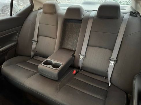 Used 2024 Nissan Altima 2.5 SV image 22