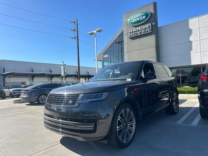 Used 2025 Land Rover Range Rover SE