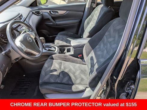 Used 2016 Nissan Rogue SV w/ SV Moonroof Package AWD/4WD image 28