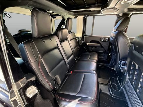 Used 2021 Jeep Wrangler Unlimited Rubicon AWD/4WD image 21