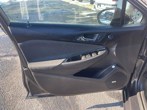 Used 2017 Chevrolet Cruze LT w/ Sun And Sound Package image 24